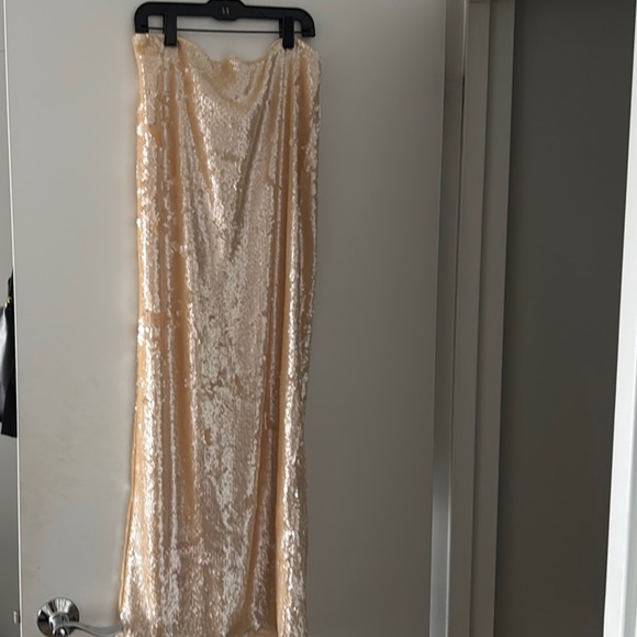 Lovers and Friends X BRIDGET LILIUM SKIRT IN BEIGE NEUTRAL - Picture 3 of 6